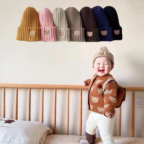 Berretti Simpatico orso ricamo Berretti caldi Cappelli lavorati a maglia per bambini piccoli Bambini Bambini Ragazzi Autunno Inverno Cappellini protettivi per le orecchie all'uncinetto