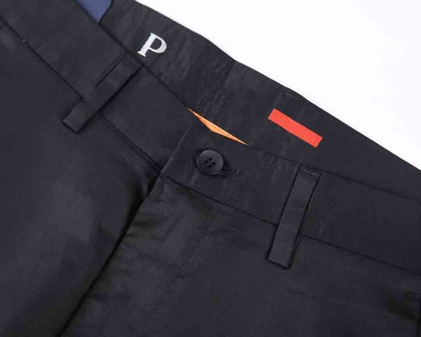 Pantaloni tattici da uomo di lusso firmati PAA Abbigliamento 2024 Jeans di alta qualità primavera / estate Tessuto morbido contatore tessuto personalizzato 1: 1 logo in pelle hardware squisito