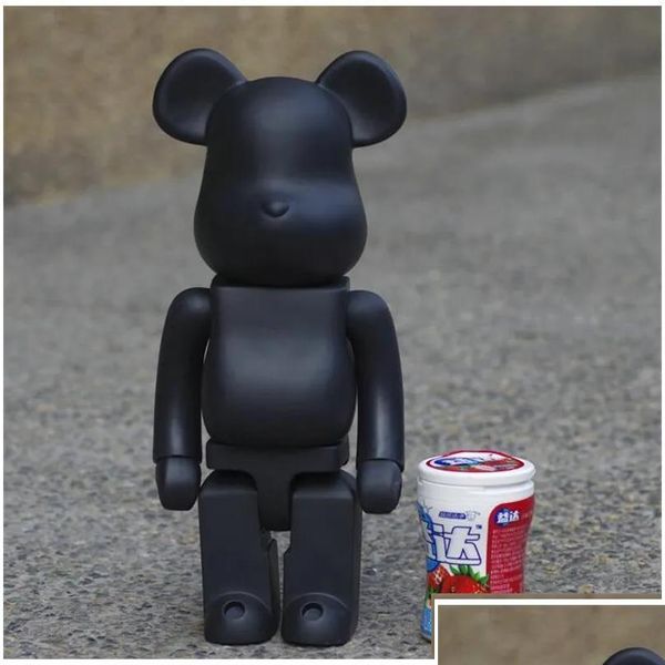 Jogos de filmes 28cm 400% o bearbrick pvc evade cola urso preto e figuras brancas brinquedo para colecionadores modelo de trabalho de arte entrega direta para dhwcx