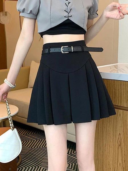 Signe Elegante moda pieghettate per donne Mini Mini Kawaii Solida una gonna di linea con cintura con cintura
