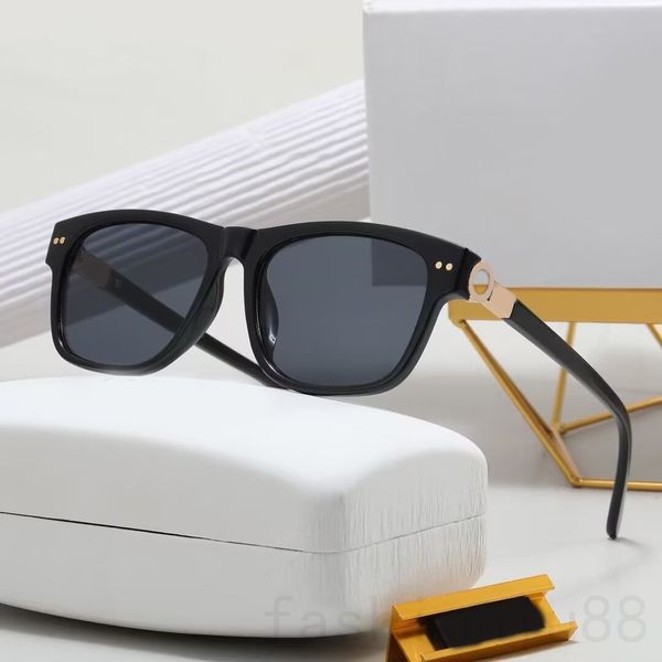 Óculos de sol de luxo para mulher fina perna designer óculos verão driver lunette clássico uv ao ar livre óculos de sol lado banhado decoração ouro famoso pj072 c4