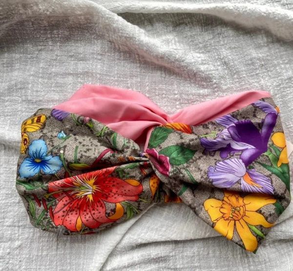 Designer Seide Kreuz elastische Frauen Stirnbänder Sommer neue Italien Marken Mädchen Blume Blumen Haarbänder Schal Haarschmuck Geschenke Headwraps