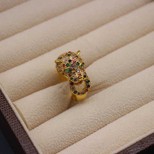 Дизайнерский очаг новый тип кольцо леопардового воска инкрустации с красочными циркониями -ювелирными украшениями Carter.