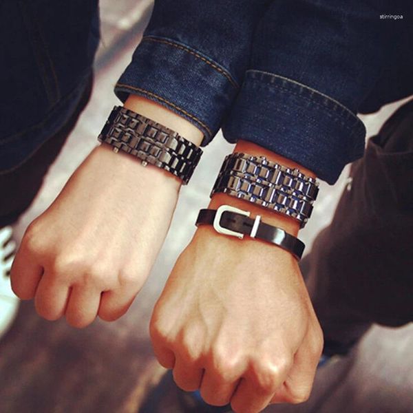 Armbanduhren Lava Style Männer Eisen Metall LED Digital Sport Armbanduhr Paar Wathes Geschenke