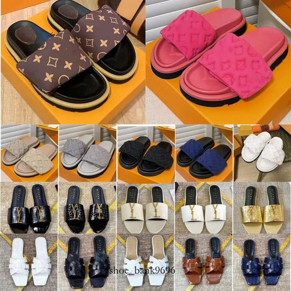 2024 scarpe firmate da donnaDeigner Slipper Pillow Famou Deigner Donna Lipper Bloom Slipper Slide floreale Emboing Rubber Slipper Coppia Lipper Flat Flip Flop