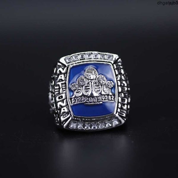 Fc4e Designer Anello commemorativo Anelli a fascia 2009 North Carolina Asphalt Heel Mens Basketball Team Championship Ring 3j8g