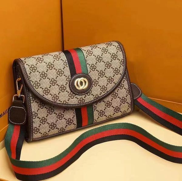 En iyi kalite yeni gelen kadın çanta omuz çantaları çapraz vücut cüzdanları deri patchwork yeni erkekler kadın çanta tasarımcısı çanta moda çantası cüzdan telefon bao #688