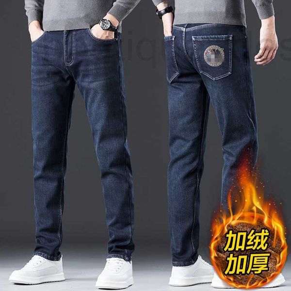 Jeans masculinos designer marca inverno pelúcia e grosso denim coreano estiramento reto encaixe high-end cristal veludo medusa calças bordadas xtle