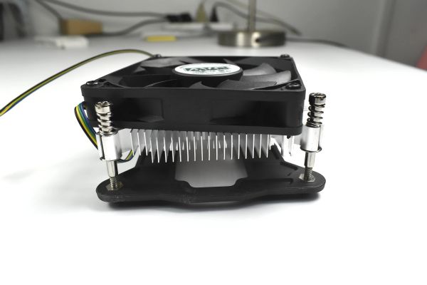 Lüfter CPU Cooler Cooling Lüfter mit 4Pin 12V Mini -PC -Kühllüfter für Intel LGA 1155 1156 1151 1150 (i3 i5)