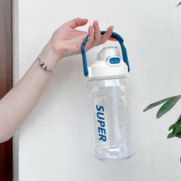 Bottiglie d'acqua ad alta capacità Bottiglia riutilizzabile rispettosa dell'ambiente Prevenzione delle fuoriuscite Sport sano Facile da pulire Resistente al calore