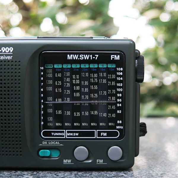 Radio World Band Receiver Conveniente Rádio 5251610 KHz Rádio Retro Pocket 17 9 Bandas Black Tecsun R909 Rádio portátil FM portátil