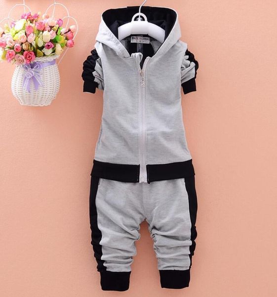 Neugeborenen Baby Boy Kleidung Sets Langarm T-shirt Hosen 2PCS Anzug Kinder Marke Baumwolle Infant Mädchen Kleid Bebes Jogging trainingsanzug2445215