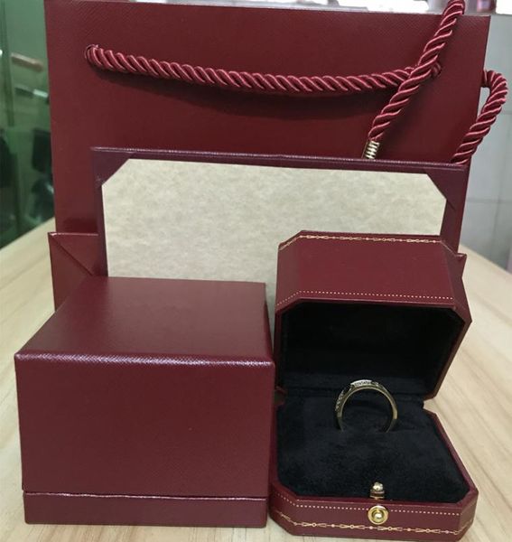 Nuovi anelli Love Diamond Rose Gold Fashion Charm Titanium Steel Ms Eternal Starry Diamond Rings con Top Original Box9670017