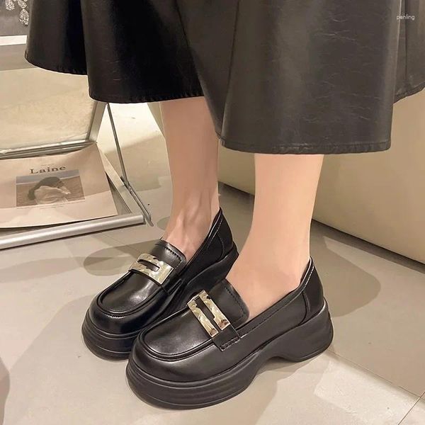 Scarpe eleganti da donna con plateau, mocassini con fibbia in metallo nero autunnale, piccoli, comodi slip-on, casual da donna