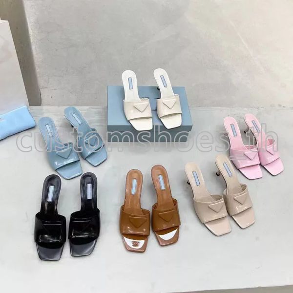 Designer de luxo mulheres chinelos de salto médio sandálias de couro plana sandálias de verão praia slides sapatos de luxo 5cm sapatos ao ar livre com caixa