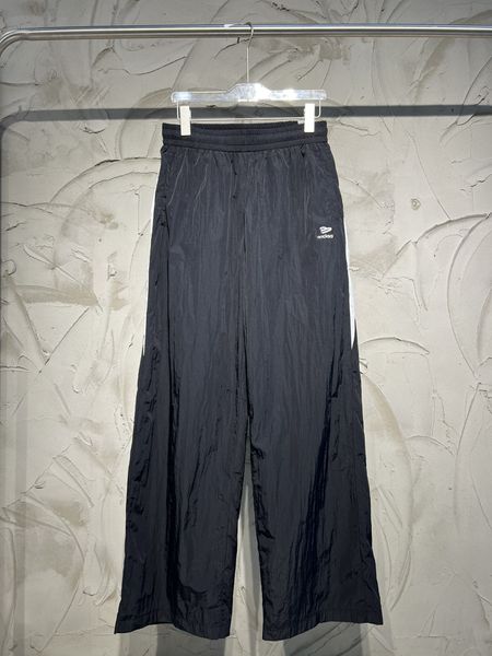 Pantaloni sportivi in tessuto impermeabile in nylon leggermente rugoso Pantaloni sportivi da lavoro Pantaloni larghi casual Jeans causali da uomo