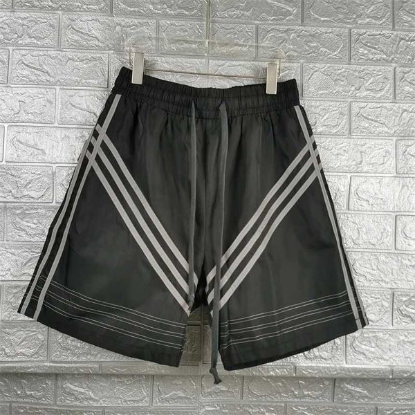 Shorts masculinos japoneses na moda marca listrada cor combinando shorts em ambos os lados homens verão solto montagem esportes moda noite correndo shorts j240228