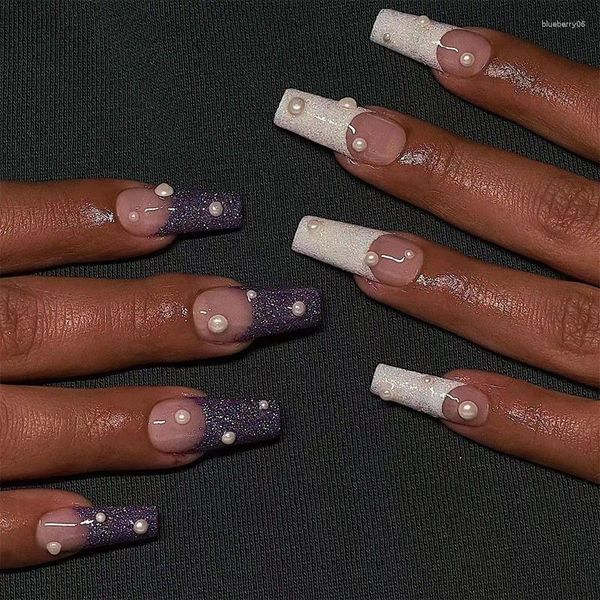 Falsche Nägel 24 Stück Französisch Fake mit Perlendesign Weiß Lila Rand Vollständige Abdeckung Drücken Sie auf quadratische super lange Nail Art Tipps