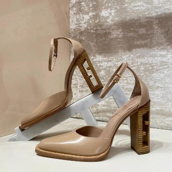 Сандалии, модная летняя обувь с закрытым носком, элегантная пикантная обувь на каблуке с вырезом, коллекция 2024 года, винтажный дизайн, женское платье, B422