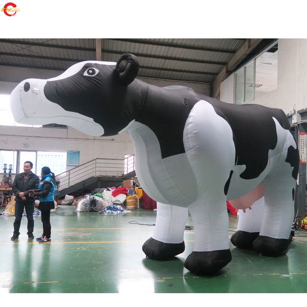 Venda por atacado de atividades ao ar livre modelo de desenho animado de vaca inflável personalizável vaca de leite inflável para decoração de publicidade de fazenda