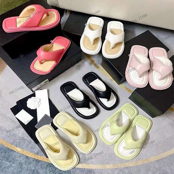 Schaffell-PILLOW-Komfort-Slipper-Tanga-Sandalen für Damen, gepolsterte Flats, Kreuzriemen, Dad-Pantoletten, Marken-Flip-Flop, ineinandergreifende Slip-on-Plattform, Strand-/Pool-Schuhe, Slides