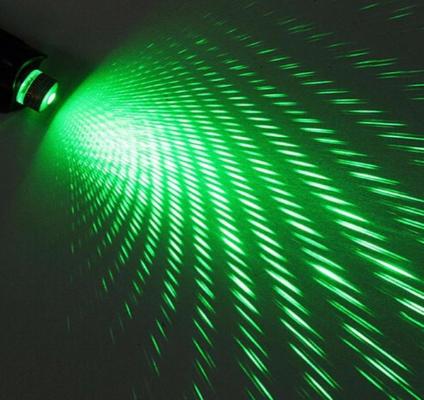Brandneuer 1 mW 532 nm 8000 m leistungsstarker grüner Laserpointer Lazer Beam Military Green Lasers303n4414772