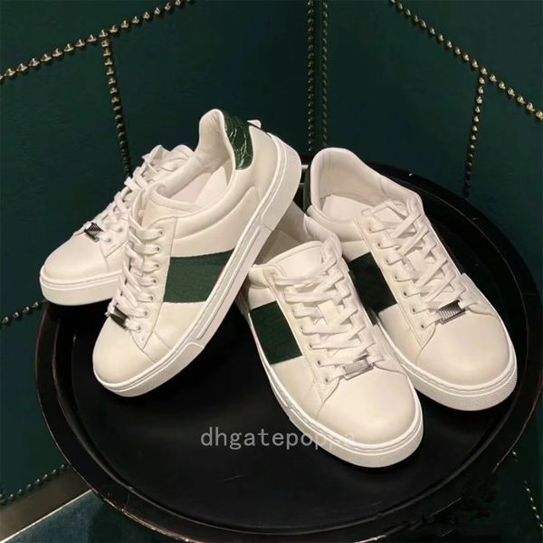 Designer Itália Luxo Sneakers Plataforma Baixa Mulheres Sapatos Casual Treinadores Tigre Bordado Ace Bee Branco Verde Vermelho 1977 Listras Mens Sapato Andando Sneaker