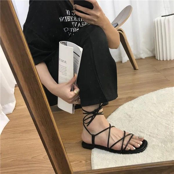 Sandalen Sommer Damen Schmales Band Vintage Square Toe Flat Cross Strap Thong V Shape Design Schuhe Damen