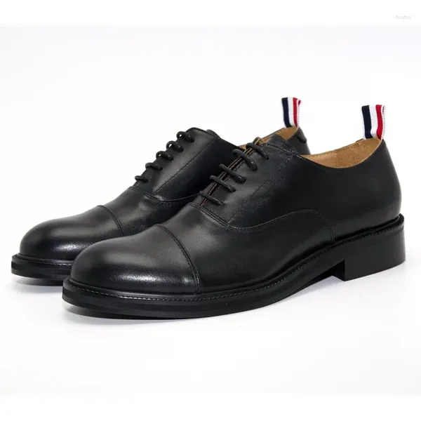 Классические туфли для мужчин, деловые повседневные кроссовки, весенняя корейская модная обувь, классическая однотонная натуральная кожа