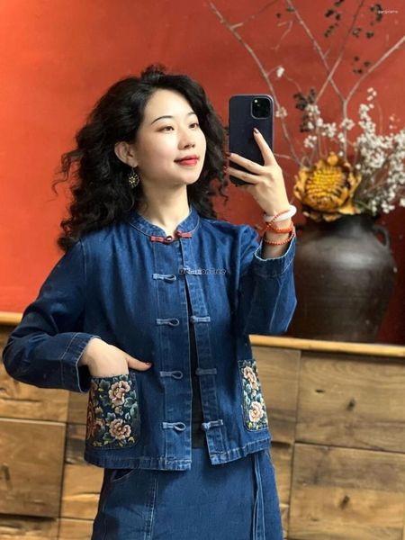 Ethnische Kleidung 2024 Chinesischer Nationalstil Stickerei Langarm Stehkragen Jacke Blau Denim Tang Anzug Frauen Retro Kurzmantel W225