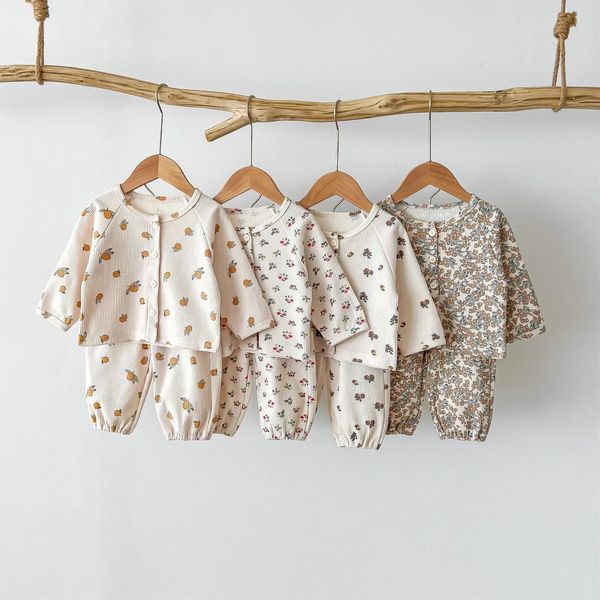 6994 Autunno stampato floreale neonate Homesuit vestiti del bambino 2 pezzi manica lunga che tocca il fondo Set pigiama Waffle 240219