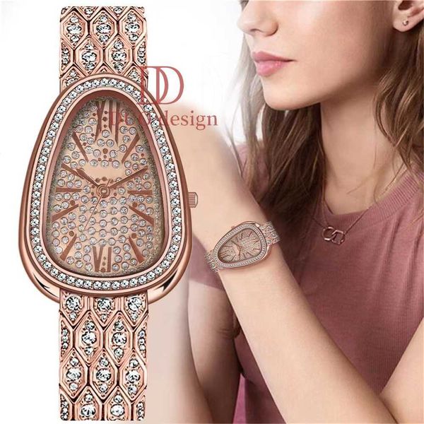 2023 Neue Ankunft Beliebte Schlangenförmige Damen Armband Damenuhr Voller Diamanten Mode Quarzuhr Luxus
