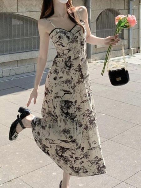 Lässige Kleider Französisch Elegantes Blumenträgerkleid Vintage Midi Frauen Party Sogar schlanke bedruckte Kleidung Koreanische Sommeroutfits Bürodame