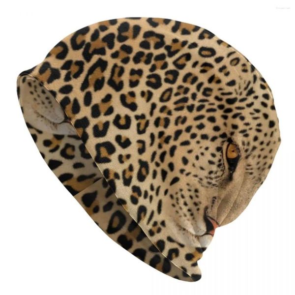 Berets Cheetah Brown Bonnet Chapéus Escondidos Leopardo Gráfico Beanie Personalizado Chapéu de Malha Inverno Bonito Homens Mulheres Kpop Thermal Elastic Caps
