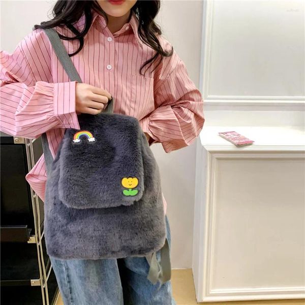 Okul Çantaları Y2K Peluş Peluş Sırt Çantaları Kış Omuzları Çanta Kabarık Sıralama Seyahat Paketi Turr Rucksack Koreli Mochila Faux Fur Bookbag