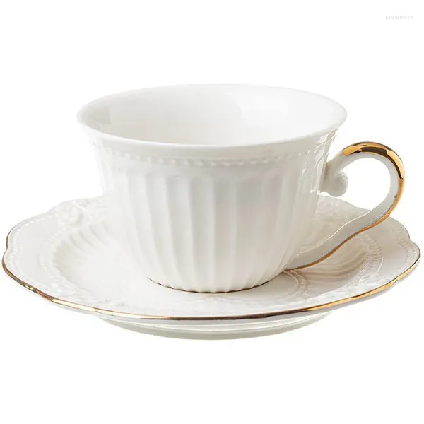 Tazze Apparecchio per caffè in rilievo Set di piattini per tazza con bordo dorato di lusso leggero Set da tè in ceramica per piccolo ufficio