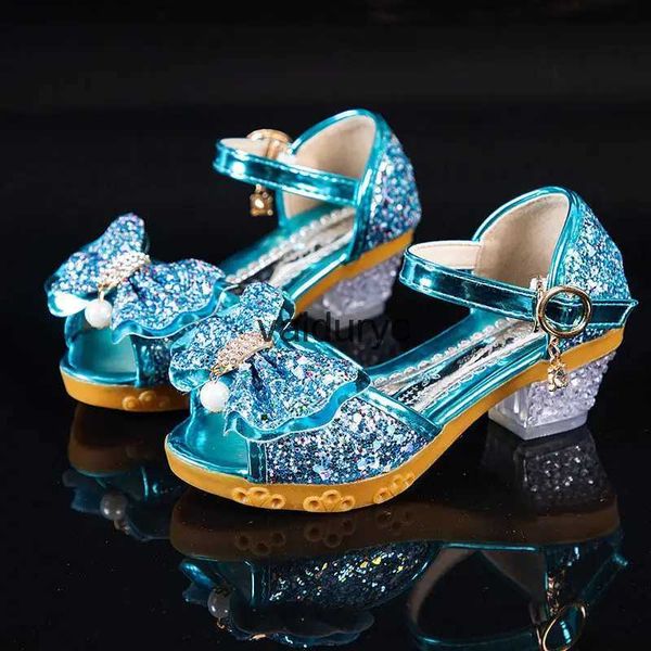 Sandals Girls Summer 2021 Novos sapatos de princesa Ldrens Little Hight Heled Bow-Knot Crystal Party Dress Weddingh24229