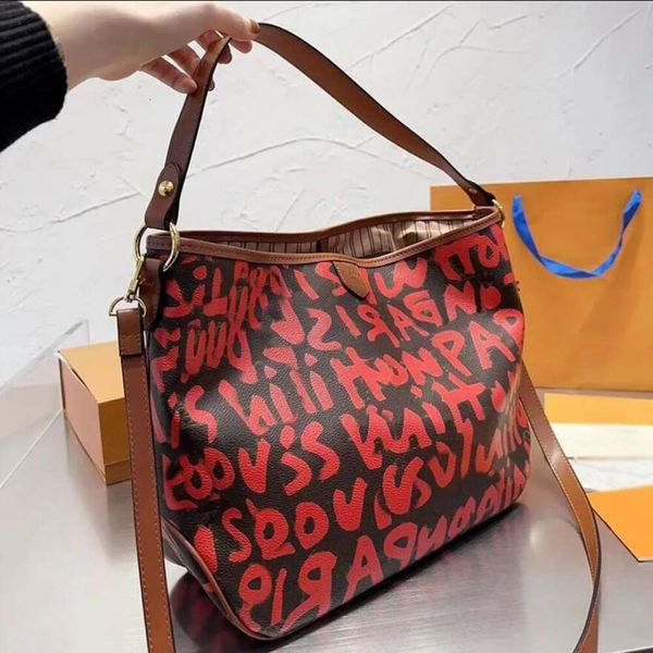 10A дизайнерская сумка граффити большая сумка louiseits женская сумка женская марка с принтом кожаная сумка через плечо сумки через плечо viutonits ремень для покупок высокого качества