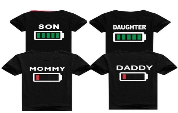 Familie Kleidung Mama Tochter Sohn Sommer Batterie T Shirt Vater MutterKinder Passenden Outfits Mutter Kleidung7650262