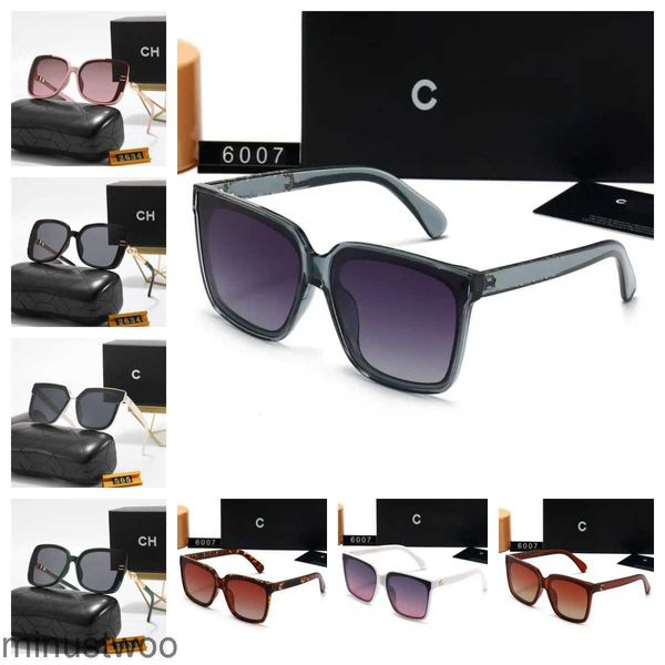 Damen -CH -Sonnenbrille Designer Männer Ovale Sonnenbrille Klassische Buchstabe Design Debütantstil Stilvolle Sonnenbrille Square Brille Rahmen UV4 LAY8