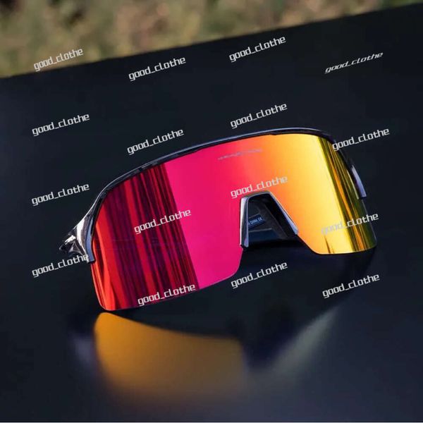 Kapvoe Outdoor Eyewear Occhiali da sole da ciclismo Bike KAPVOE Telaio Nero Lenti polarizzate Modello sportivo Occhiali da ciclismo MTB Drop Delivery Spo Dhqcj 621