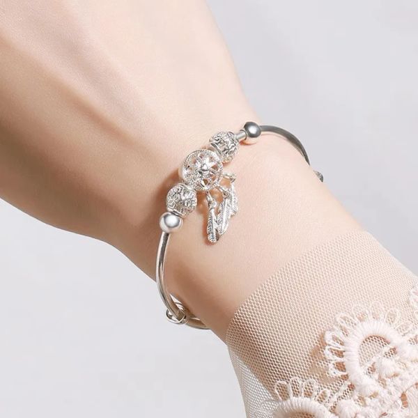 Bracciale rigido di misura regolabile Acchiappasogni Nappa Piuma Perlina rotonda Fascino Bracciale in oro bianco 14 carati Gioielli per matrimonio da donna