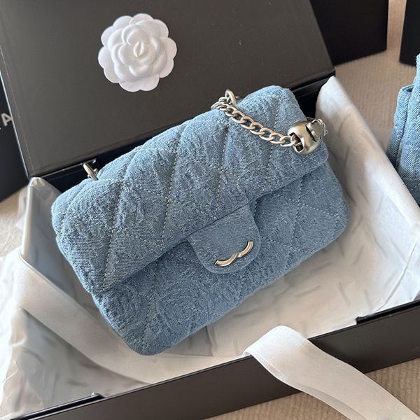 Camellia desen mavi denim kadın tasarımcı omuz çantası klasik flep 18/20cm gümüş kalp ayarlama tokası donanım metal zinciri lüks yumuşak çanta çapraz vücut çanta