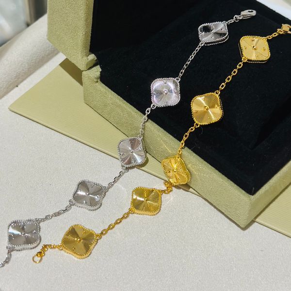 5 Motif Flower 4 Four Clover Bracelet Designer para mulheres AGATE Mãe da Pearl Charm Inicial Crystal Diamond Gold Gold Jewelry Day Gift com Box 2VA0