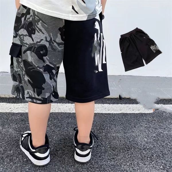 2024 ragazzi cartone animato lettera stampata pantaloncini moda bambini patchwork colore mezze pantaloncini primavera bambini spiaggia indossare pantaloni corti Z6886