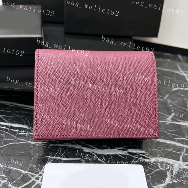 Bolsas de grife Porta-cartões de carteira feminina bolsa rosa Bolsas de moda Corrente de couro e design flip-top Com sacos de pó caixa de presente Vários estilos cores disponíveis Carteiras