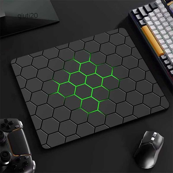 Fare pedleri bilek dinler altıgen oyun fare ped xs bilgisayar dizüstü bilgisayar kauçuk küçük mousepad PC Oyun Masaüstü Dekorasyon Ofisi Fare Mat Deskmat Rugl2402