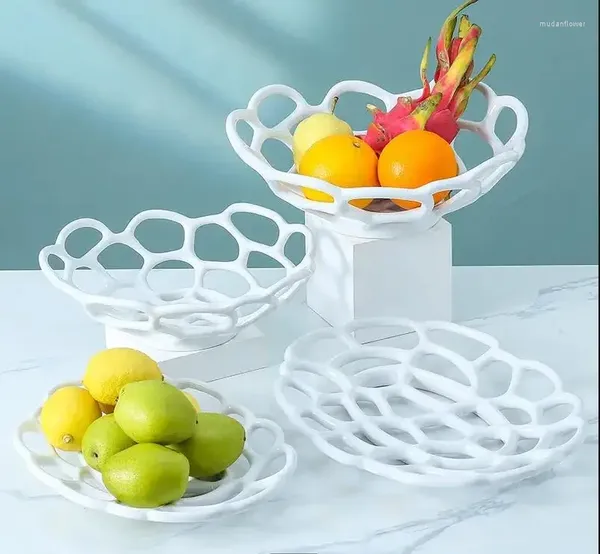 Piatti Piatto di frutta cavo Stoviglie in ceramica El Soggiorno Decorazione della tavola Ornamenti creativi per l'artigianato domestico