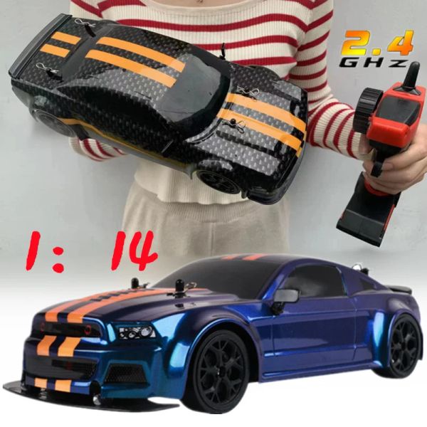 Carros rc carro 4wd 2.4g 30km/h alta velocidade deriva corrida máquina controlada por rádio 1:14 carro de controle remoto brinquedos para crianças presentes