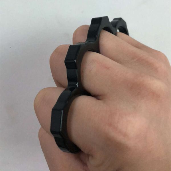 Sconto per la vendita Knuckle Outdoor Gear Facile da usare Lavoro 100% Fortemente quattro anelli per dita Pugno di ferro duro Strumento di sopravvivenza Anello Fibbia per cintura Tirapugni 196444